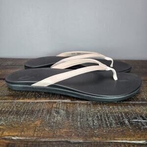 NEW Olukai Ho'Opio Womens Size 6 Sandals Flip Flop Thong Flats Floral Pink Black